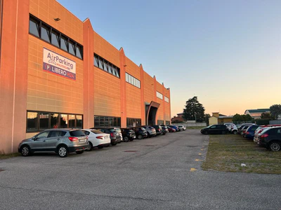 /images/parkings/air-parking-malpensa/8da5bafc-b472-4c27-9aa4-dac5c3b972bc.jpg