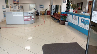 /images/parkings/parking-blu/Foto ufficio.jpg